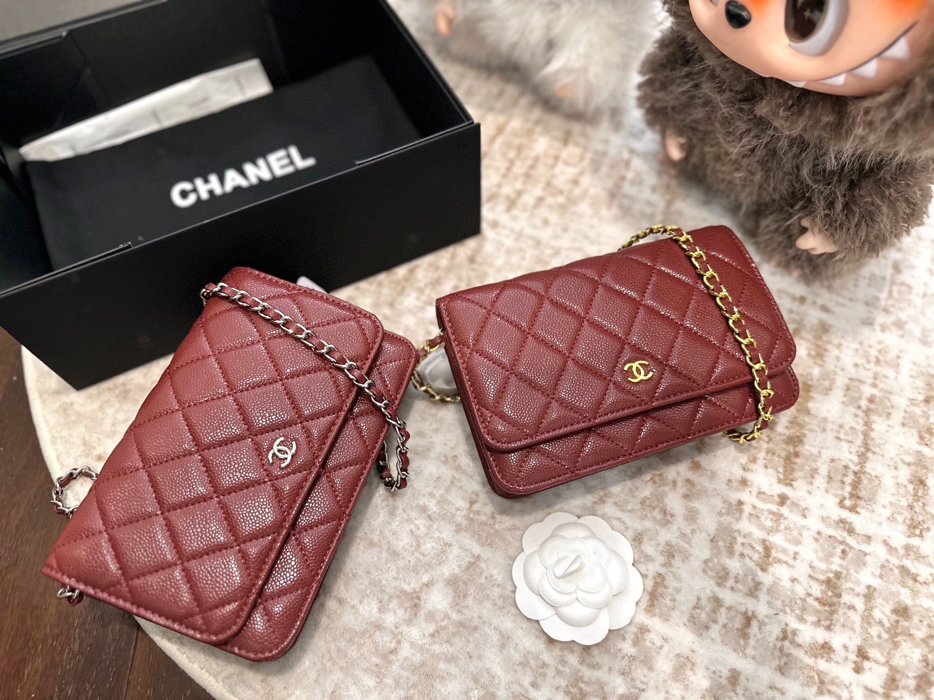 Chanel woc shoulder crossbody chain bag