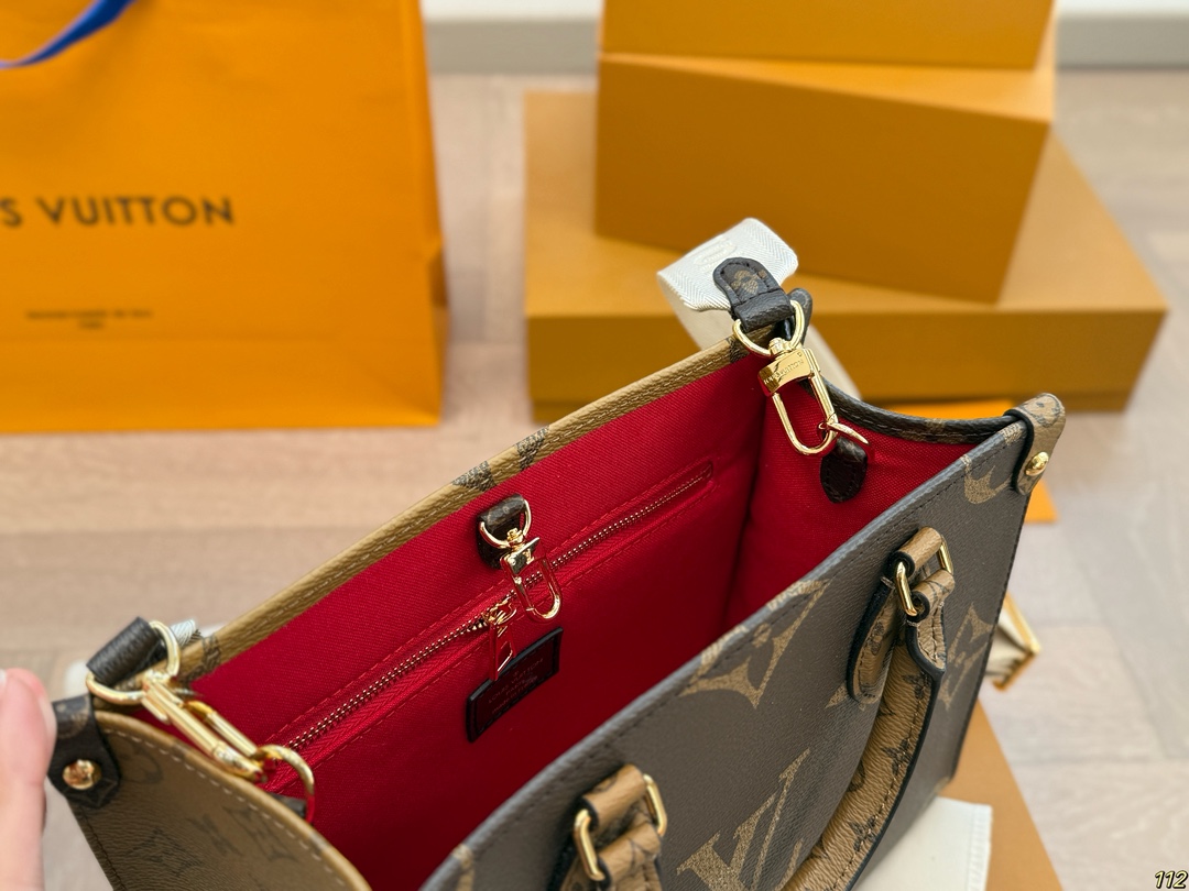 LV onthego shopping bag