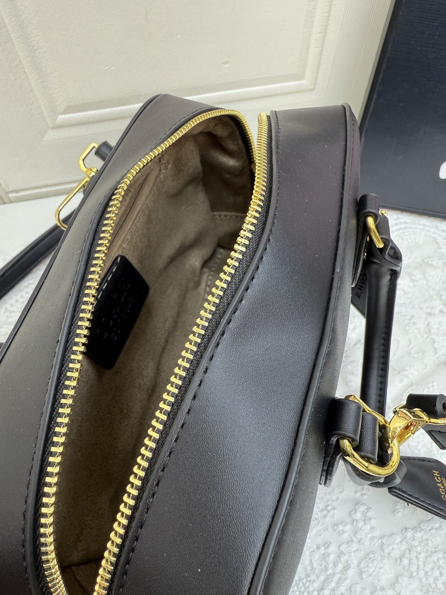 Coach temperament versatile small square bag European and American retro crossbody handbag