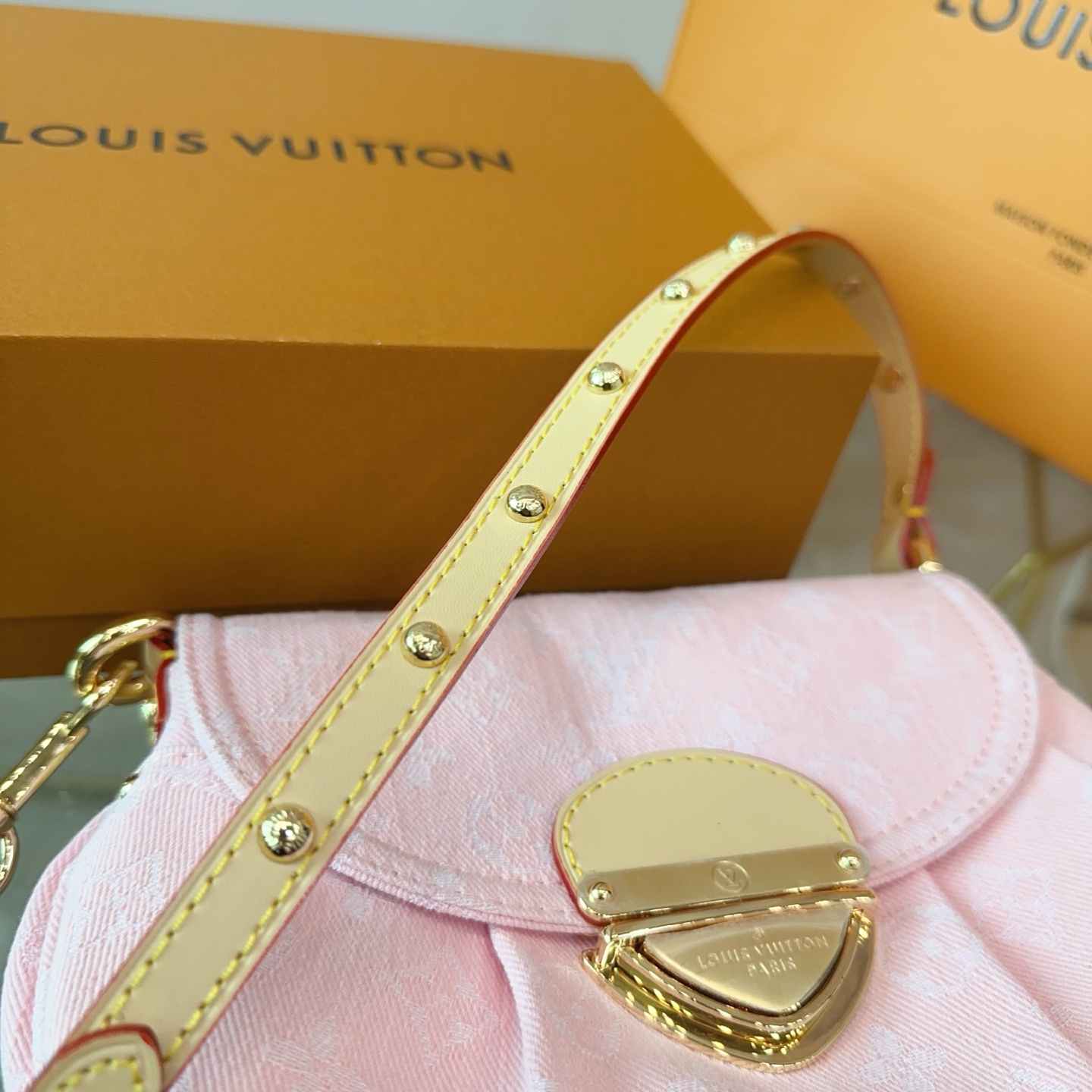 Lv Cowboy Yuanbao Sunset