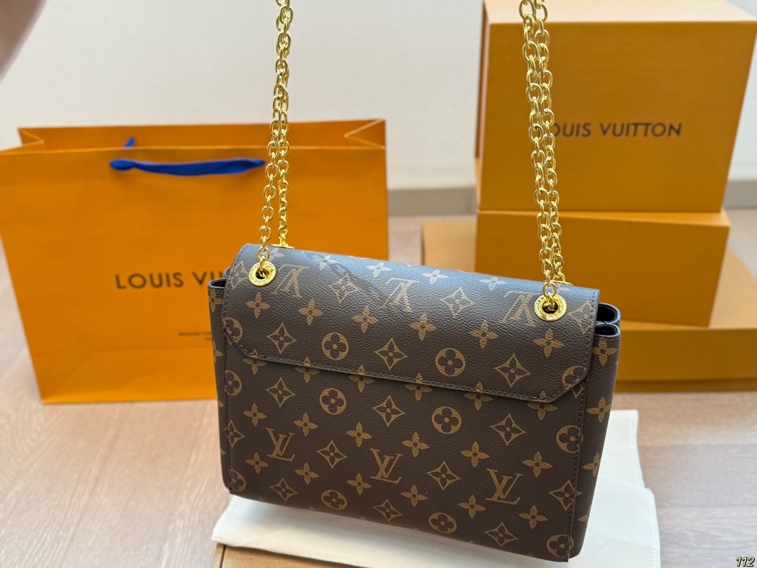 LV victoire series chain bag