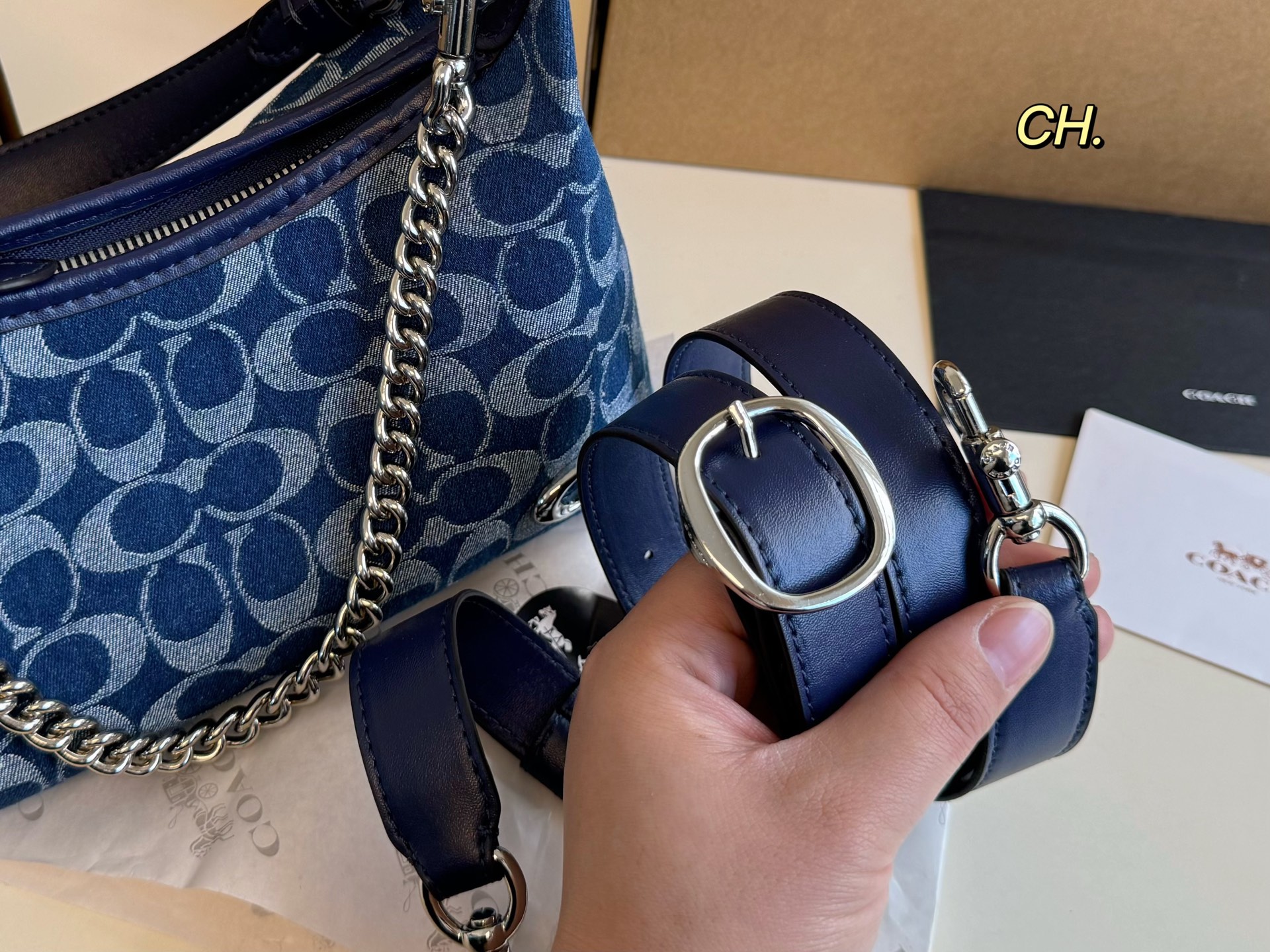 COACH juliet chain underarm bag