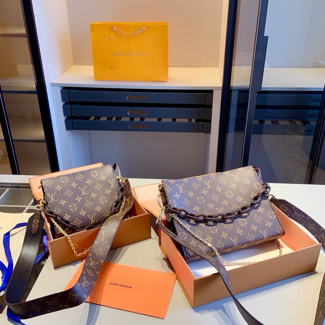 LV counter classic toiletry bag