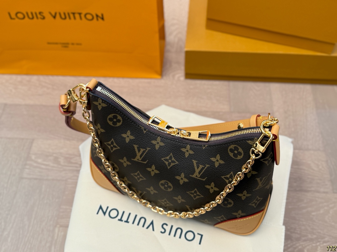 LV croissant top version