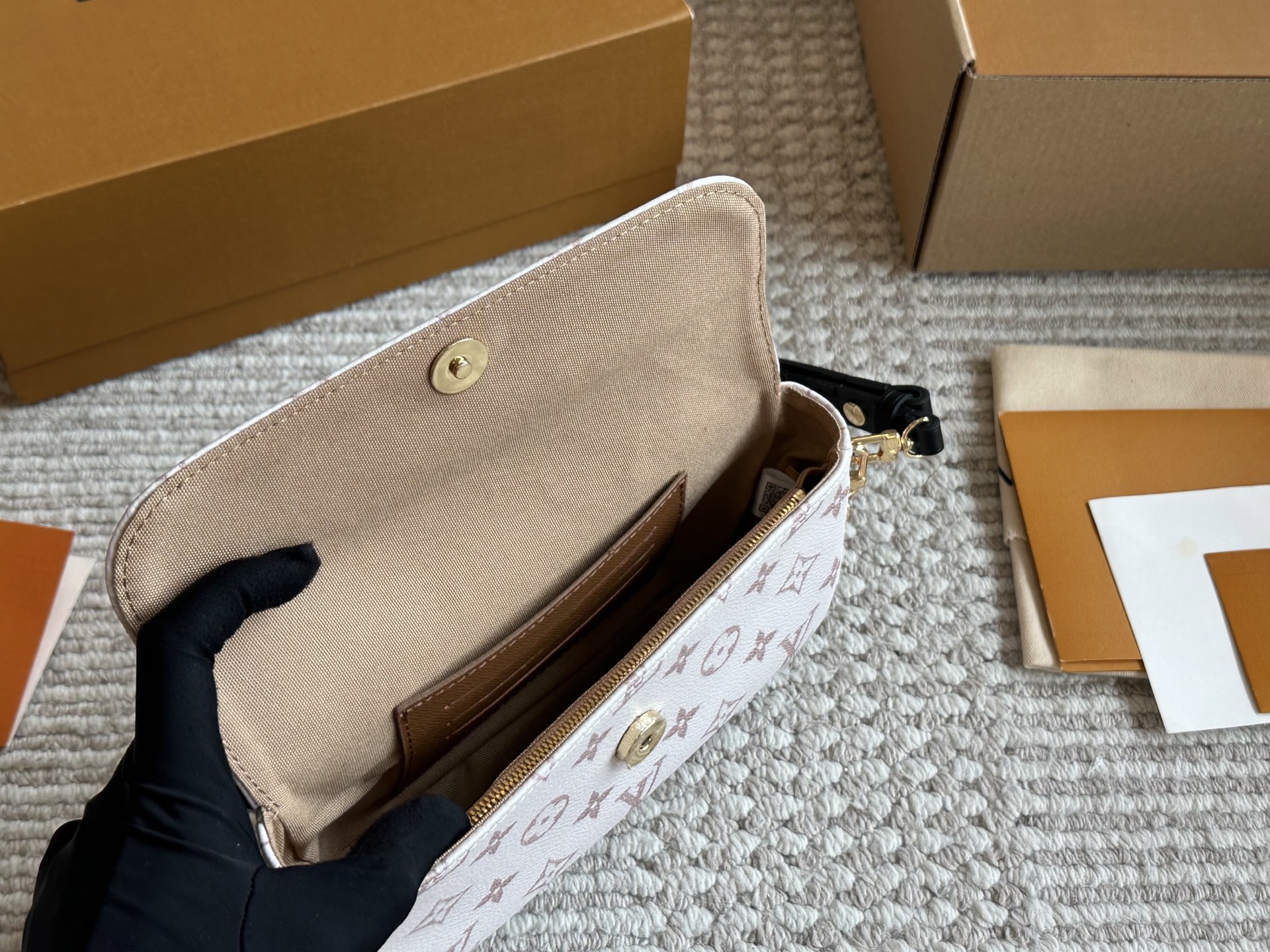 LV's popular Ivy Woc Mahjong bag