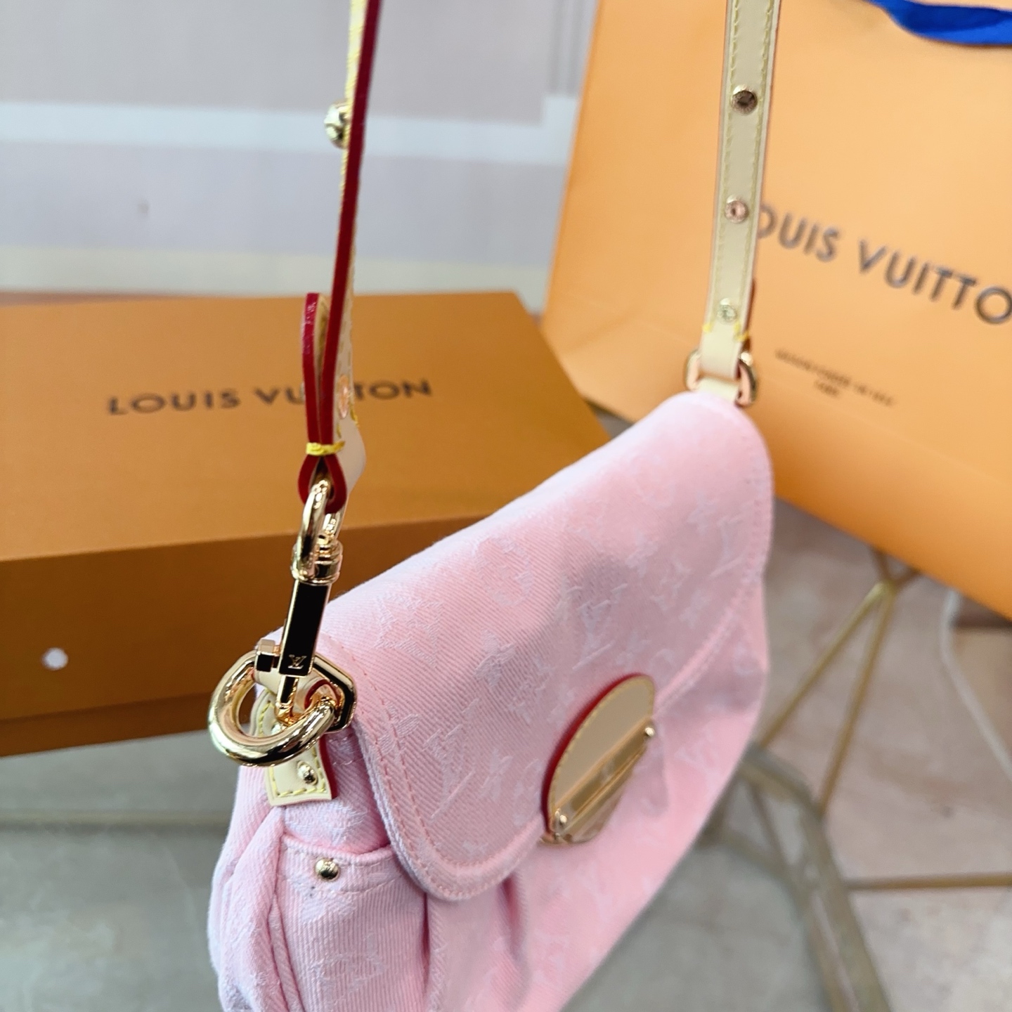 Lv Cowboy Yuanbao Sunset