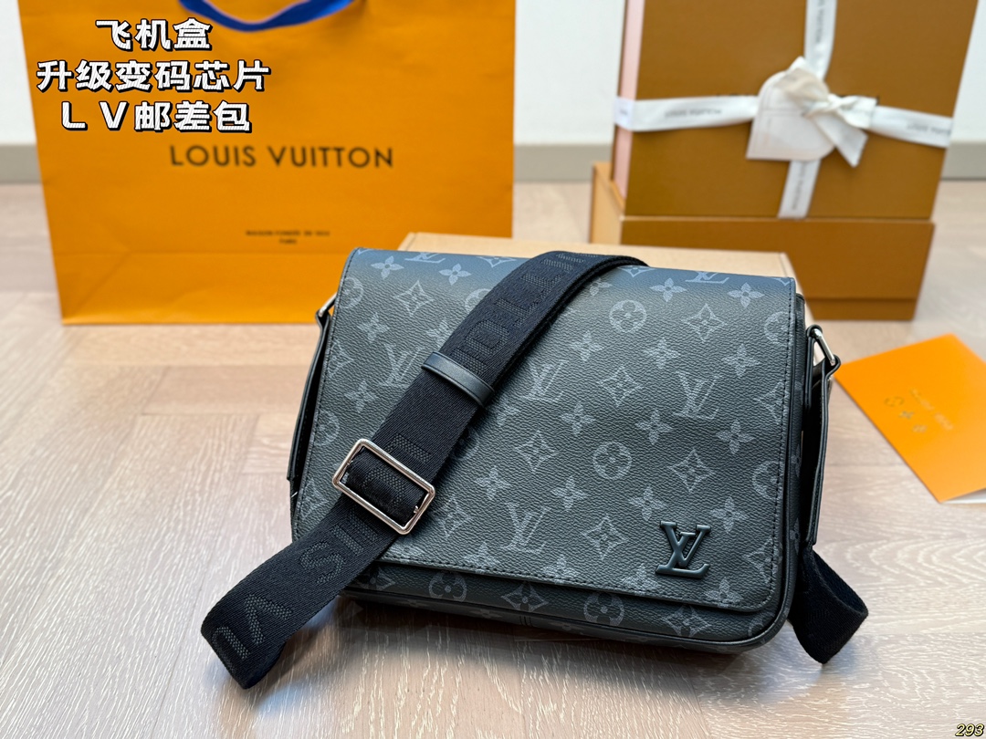 LV messenger bag