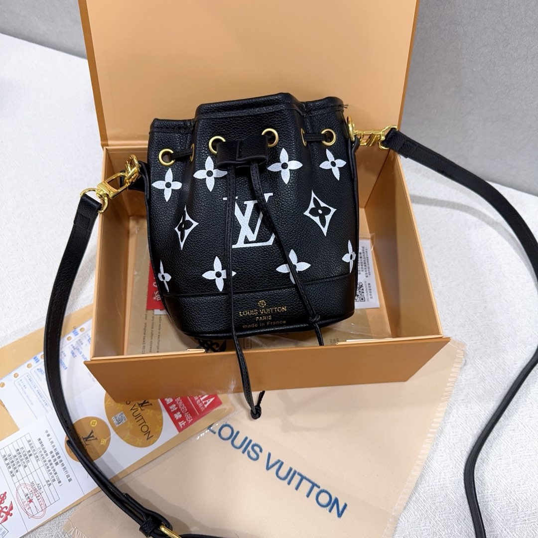 Louis Vuitton Retro Presbyopia Drawstring Mini Bucket Bag Versatile Shoulder Crossbody Bag Handheld Women's Bag