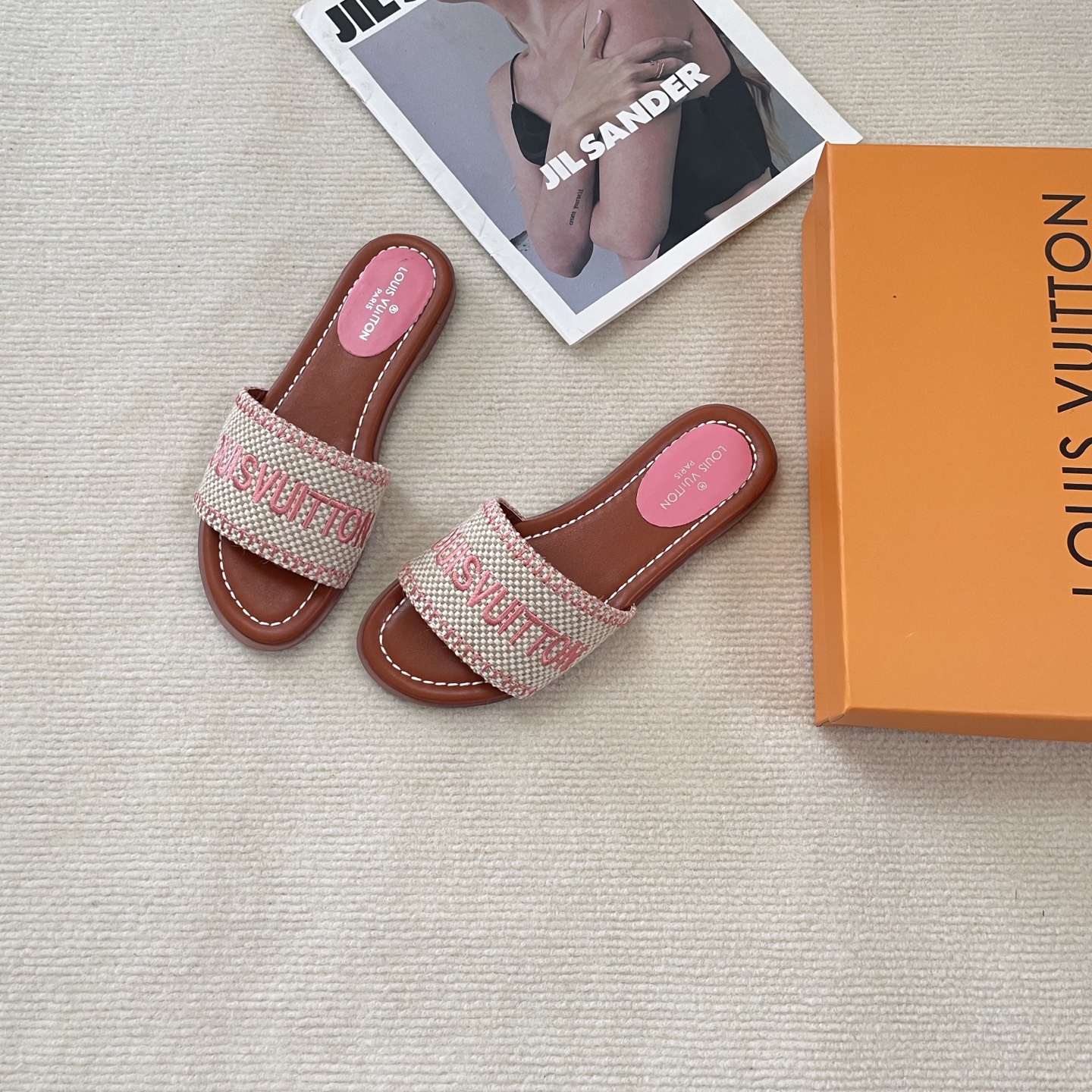 LV embroidered flat slippers