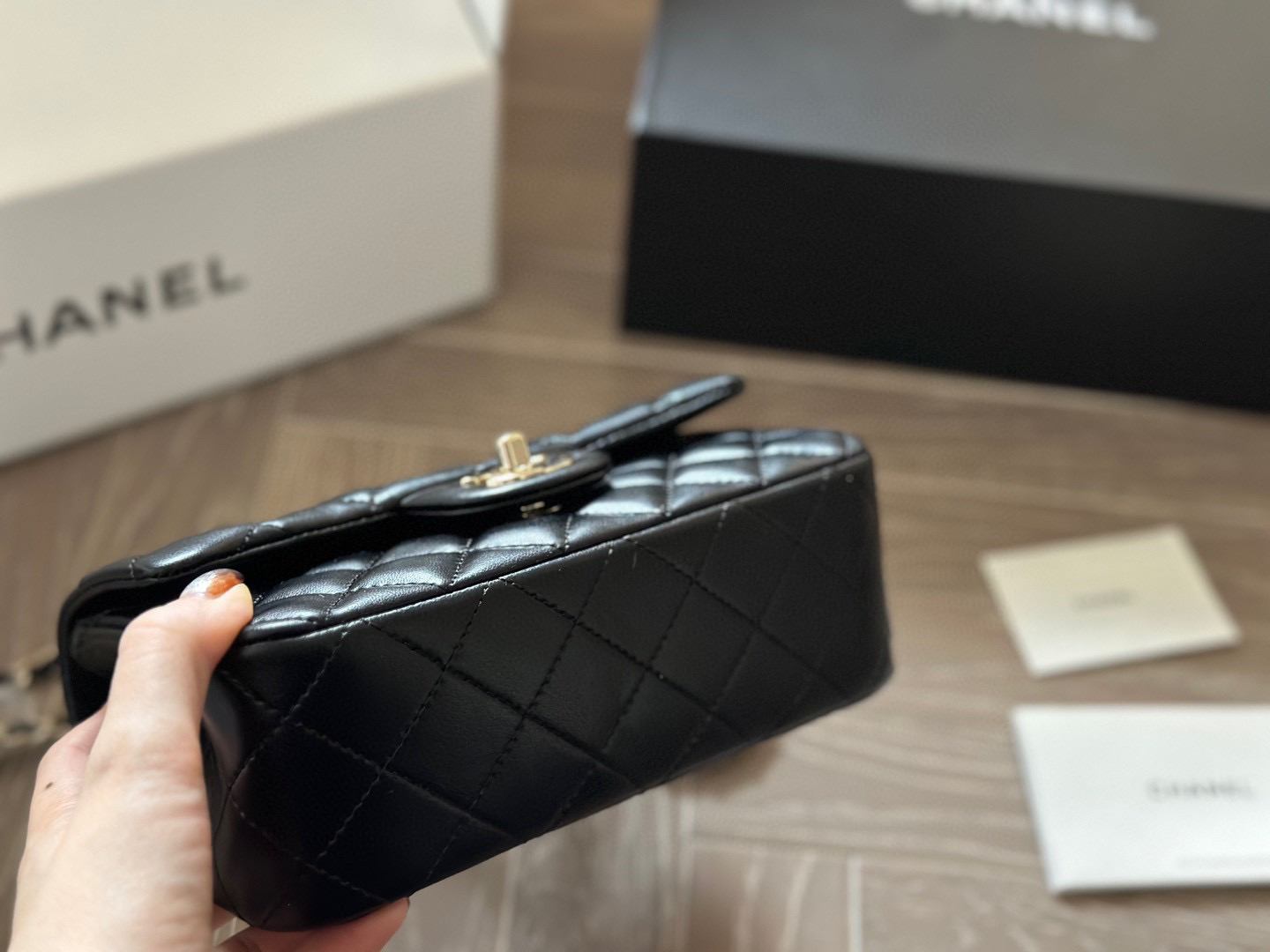 Chanel 23K cf chain shoulder bag