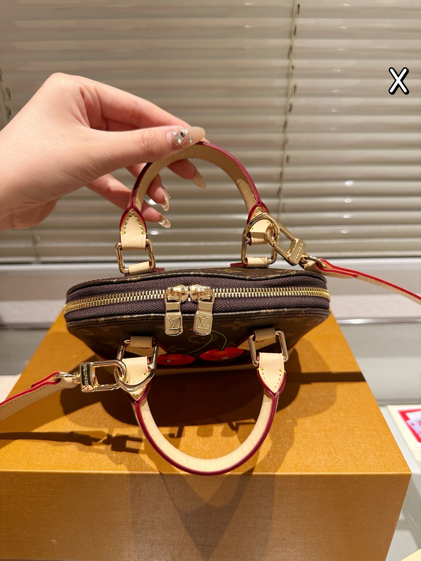 Lv alma bb Cherry printed shell bag