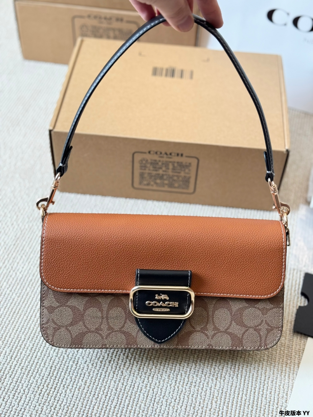 COACH's new baguette bag Morgan