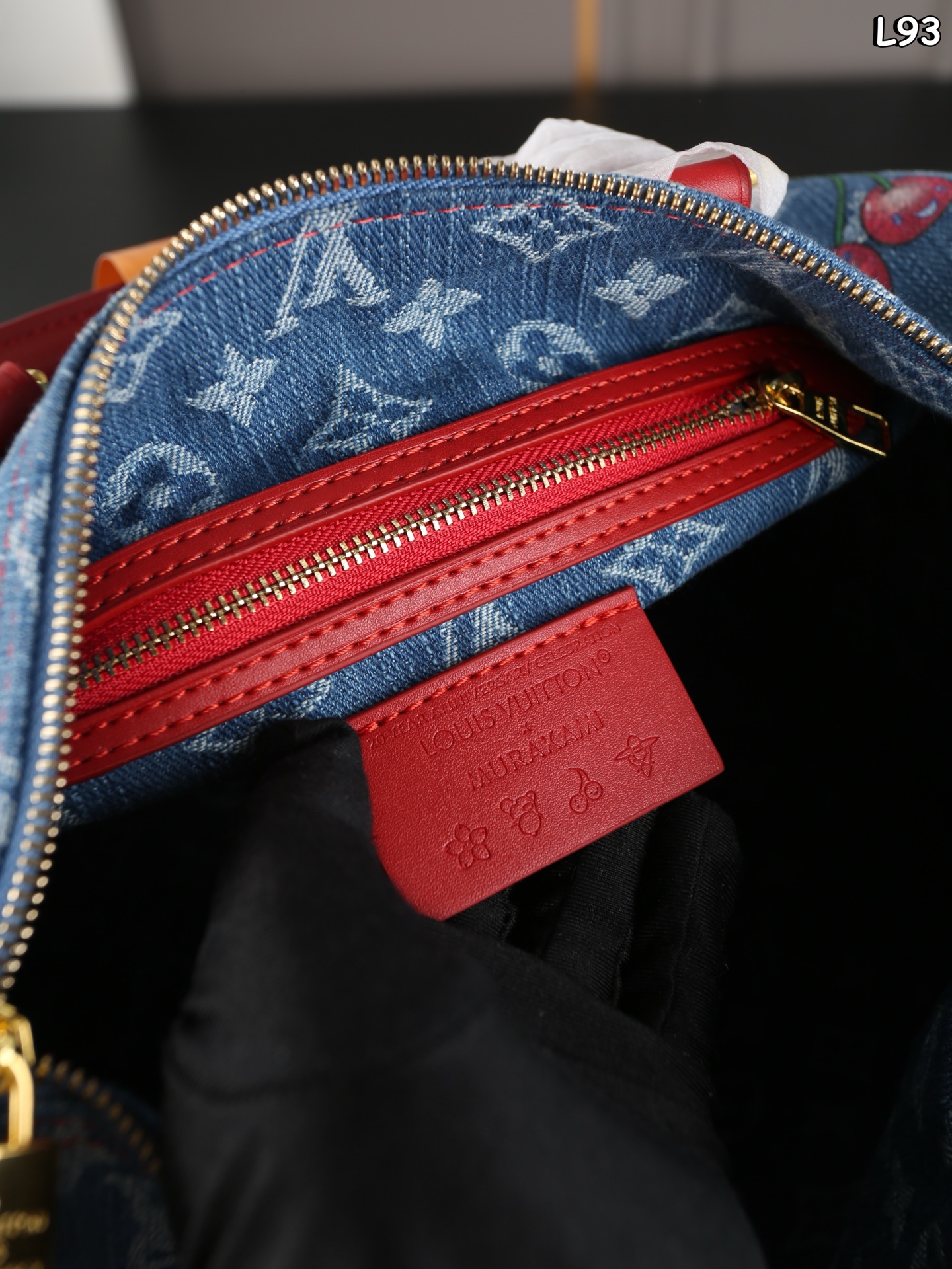 LV xTakashi Murakami cherry Pillowcase