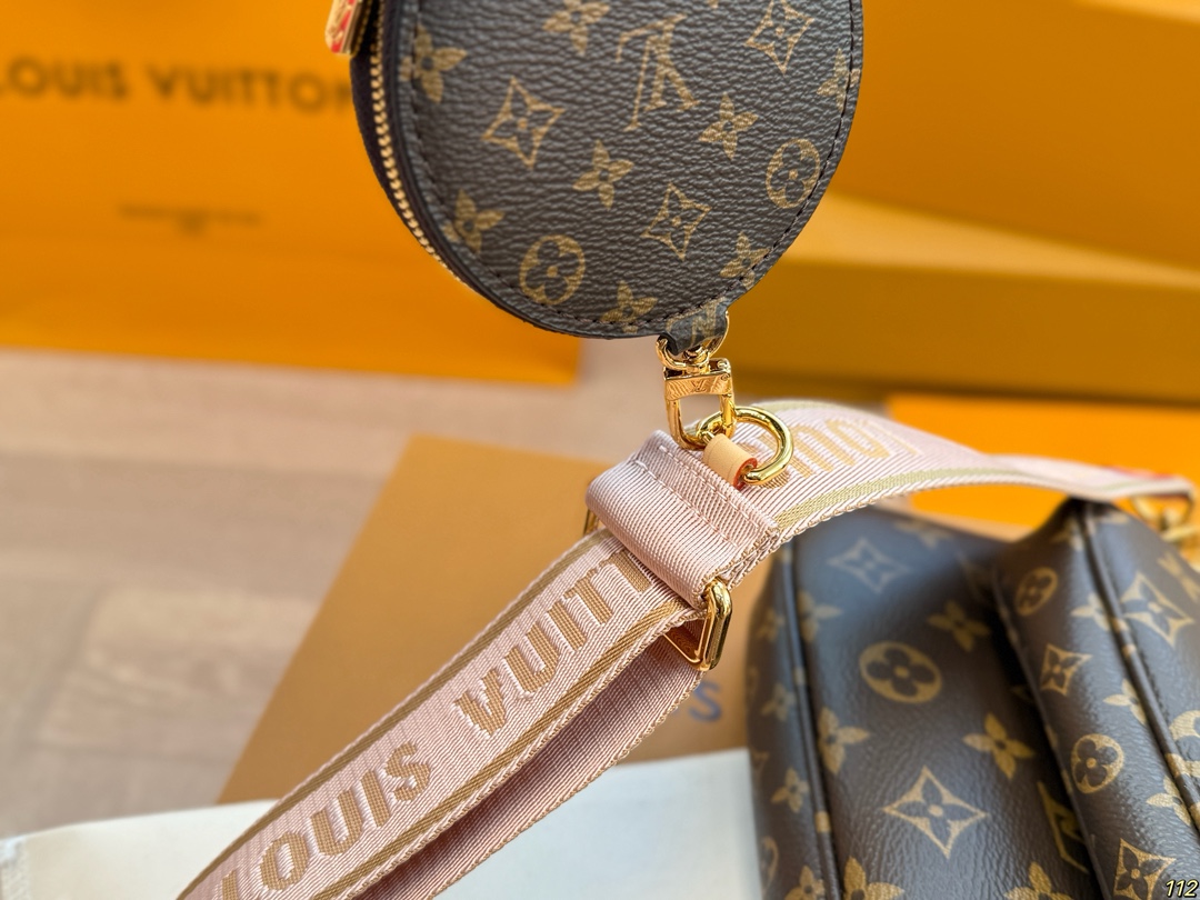 LV three-in-one mahjong bag