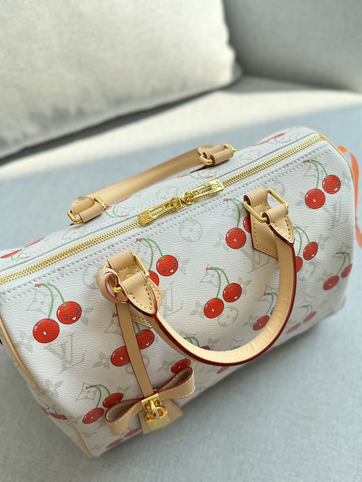LV xTakashi Murakami cherry Pillowcase