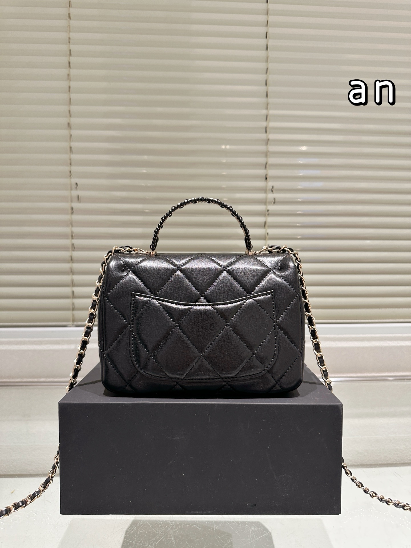 Chanel cf handbag
