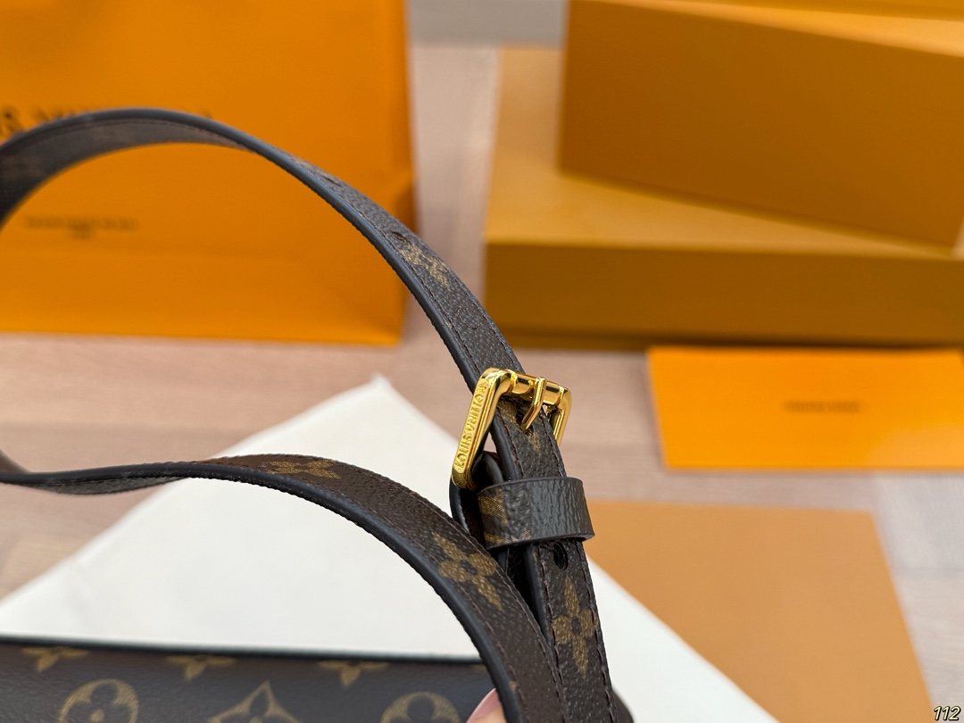 LV Onehandle messenger bag