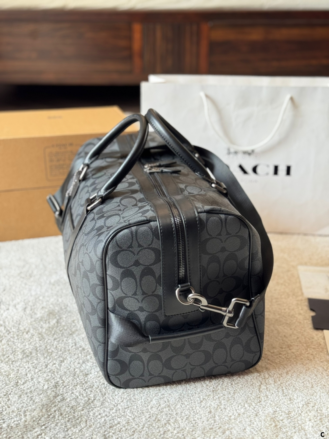 coach men's versatile travel bag