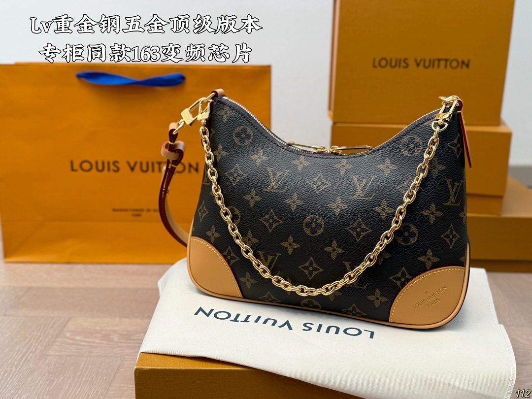 LV croissant top version