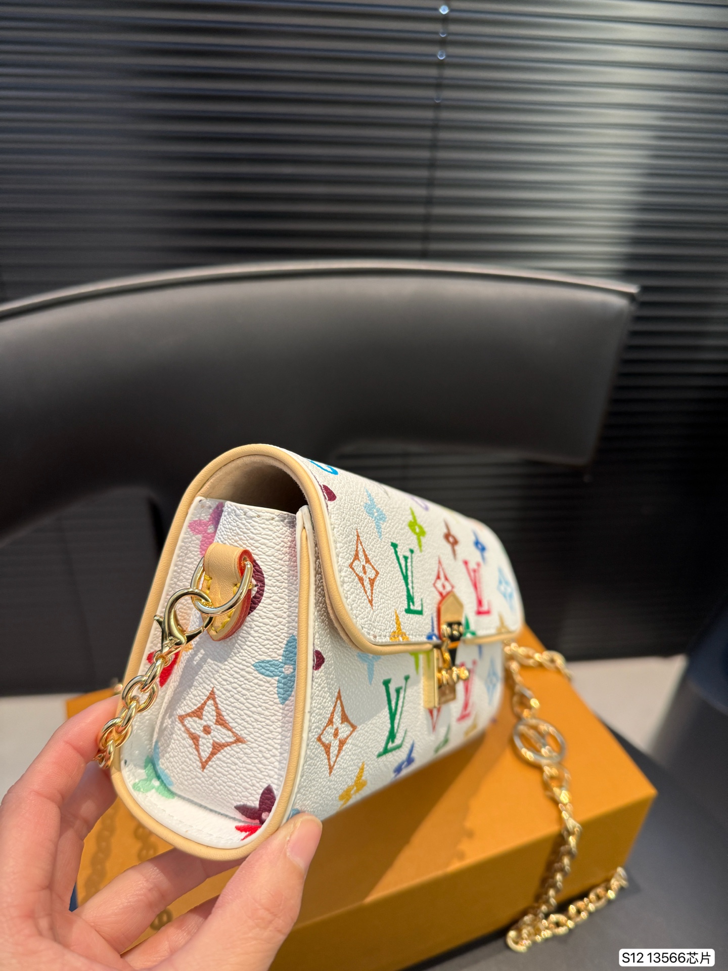 LV’s new camille is the top-notch small bag this summer