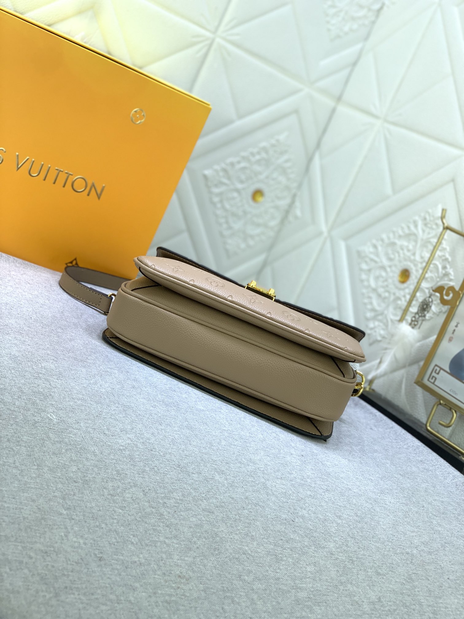 LV Pochette Métis Monogram Empreinte bag