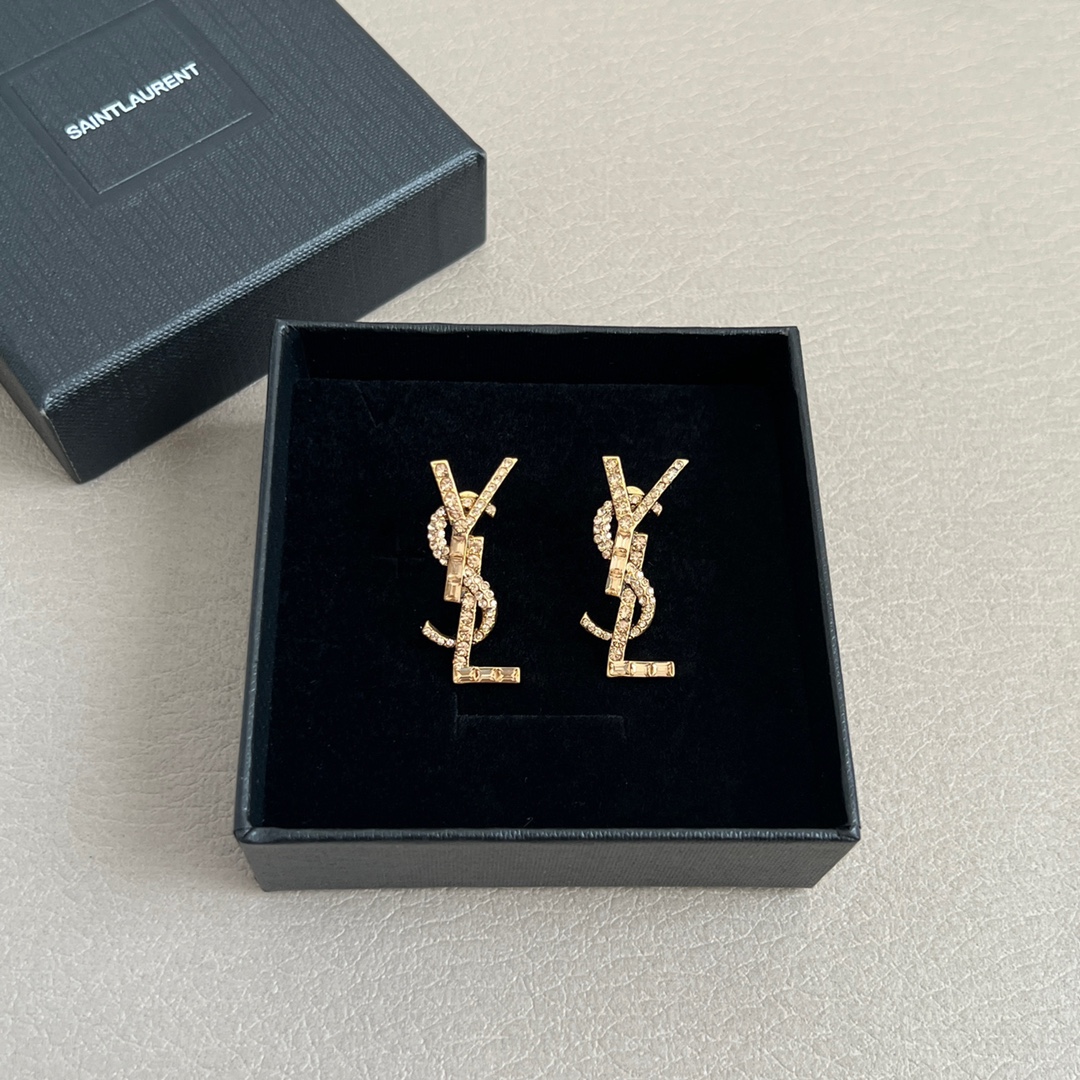 Earrings earrings letter style 2025 hot style high-end light luxury design for women