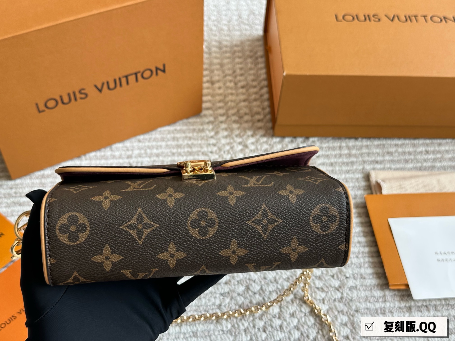 LV new Pochette Camille chain bag