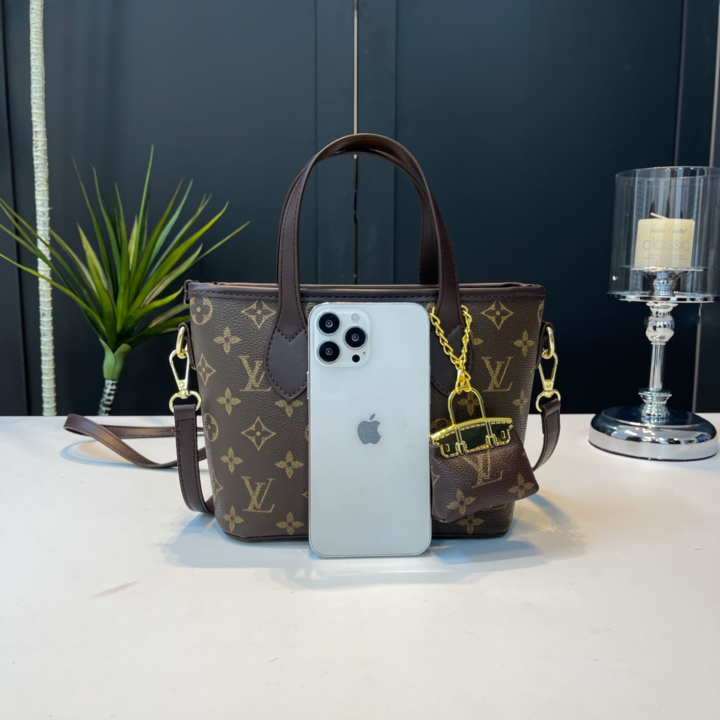 Louis Vuitton tote bag shoulder crossbody bag