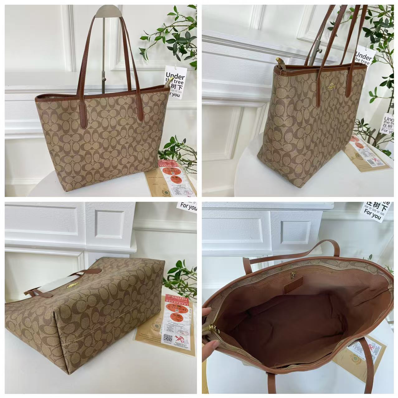 Coach simple fashion shopping bag