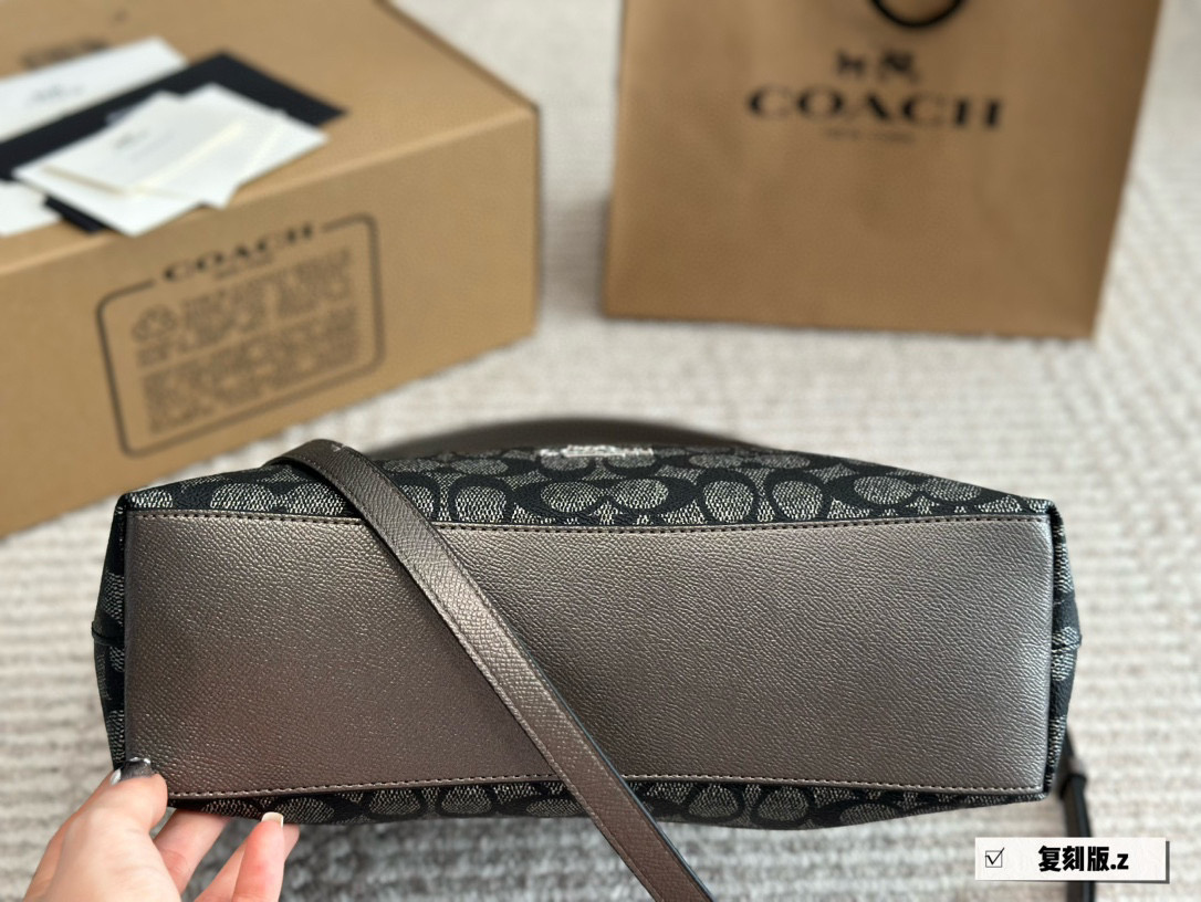 Coach's new armpit bag