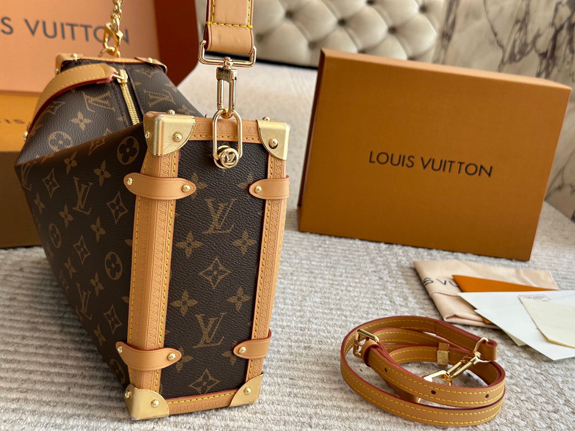 LV 25 new trunk soft case