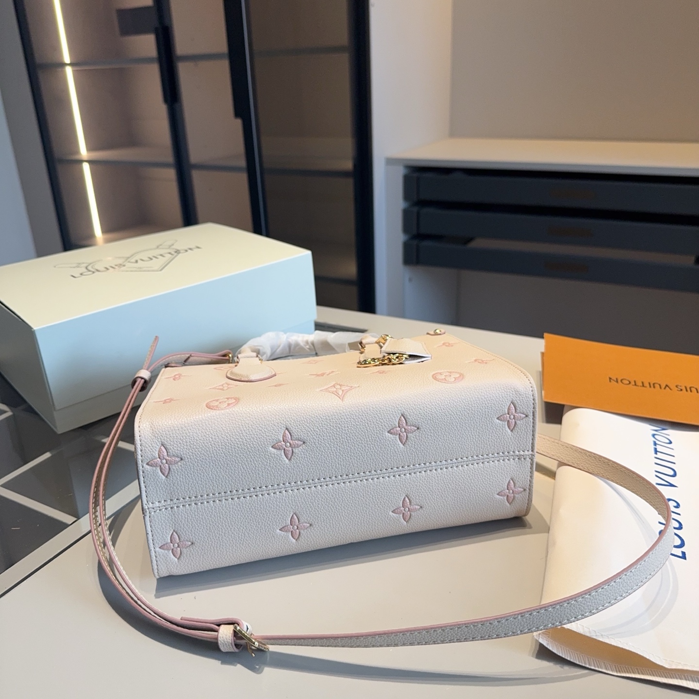 LV Strawberry Milk Series Tote Bag High Version