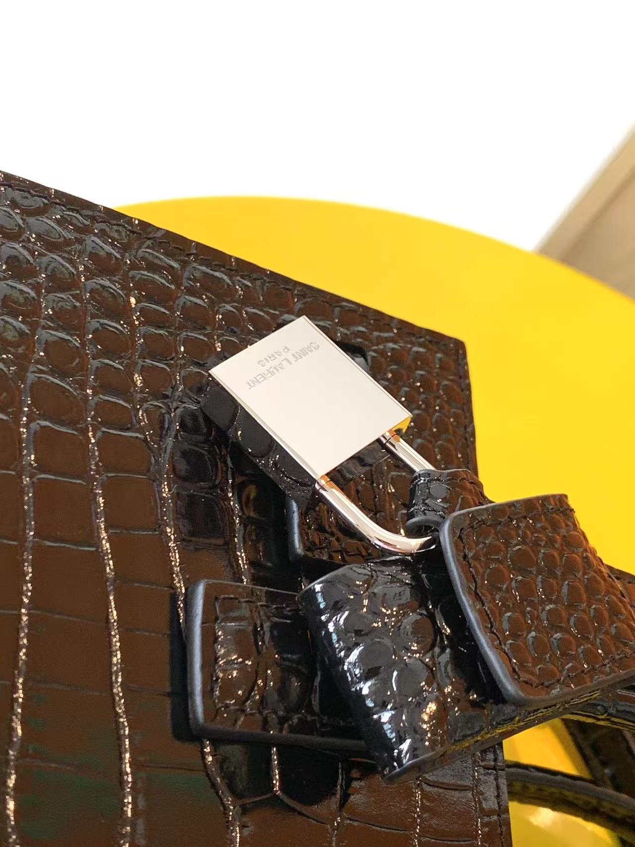 YSL crocodile pattern organ bag 12A quality