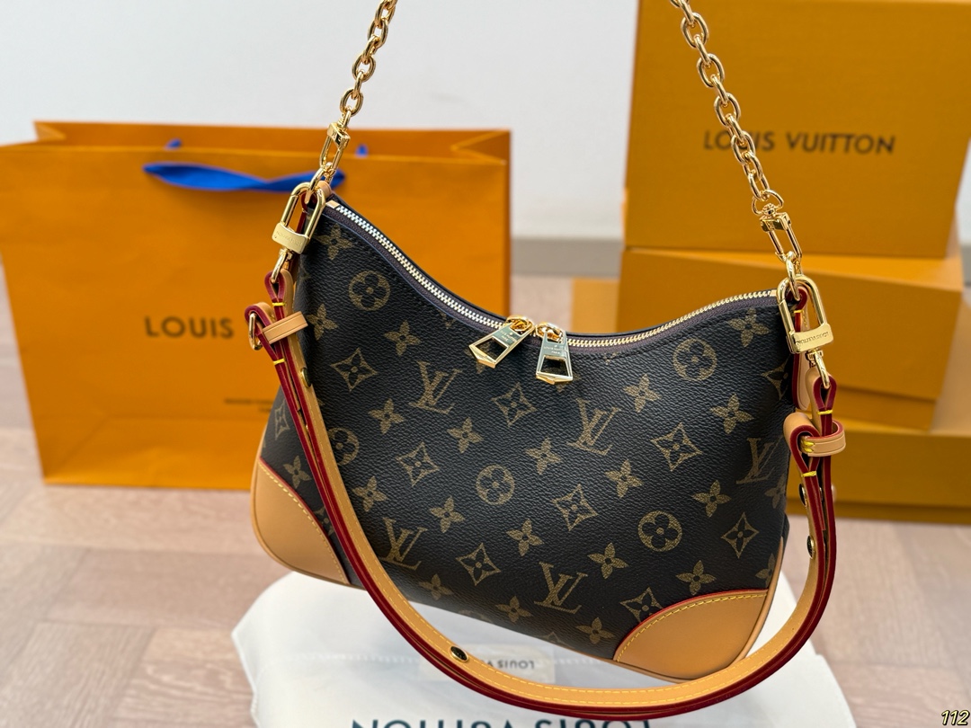 LV croissant top version