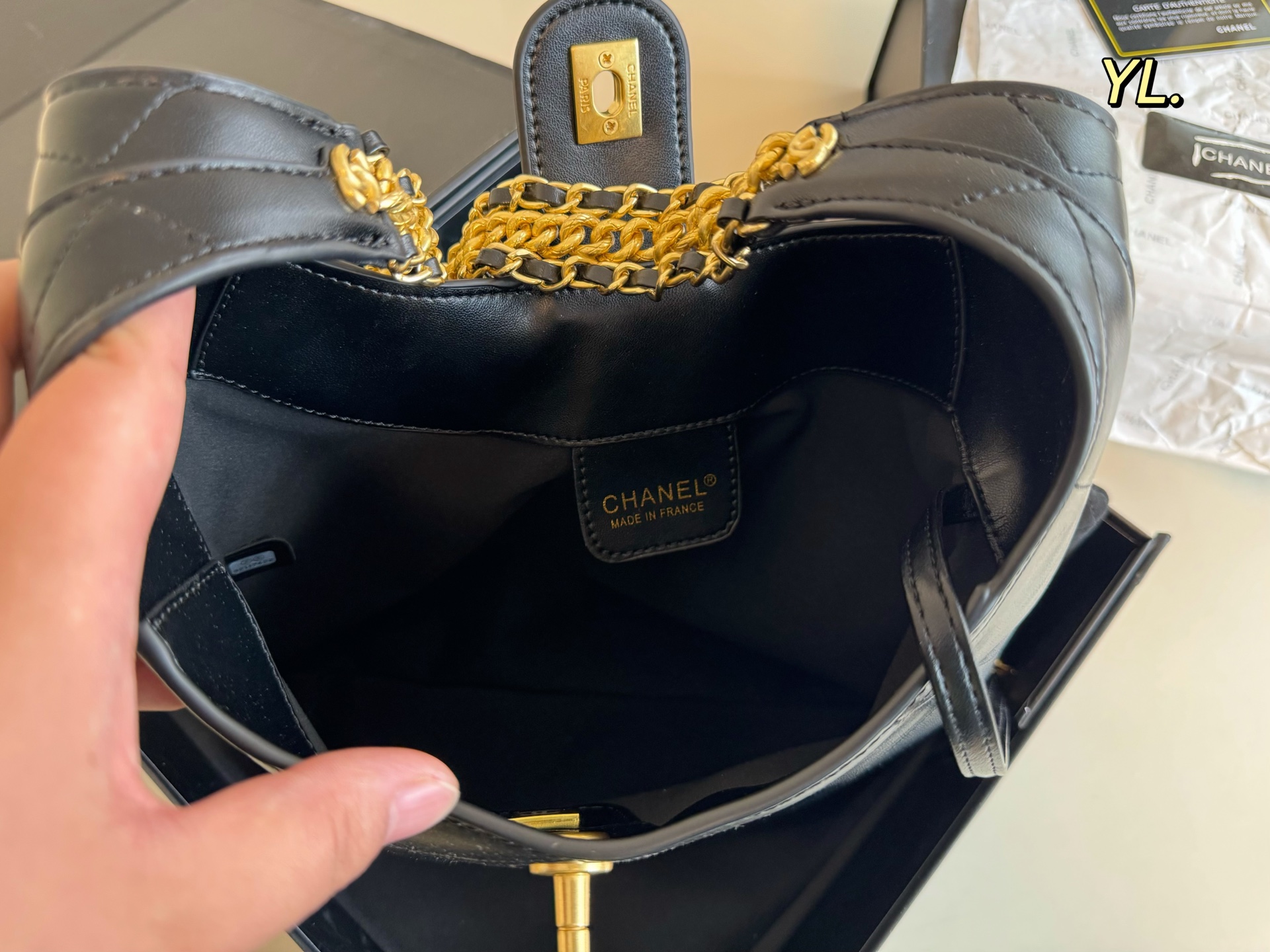 Chanel 25p hobo hippie bag