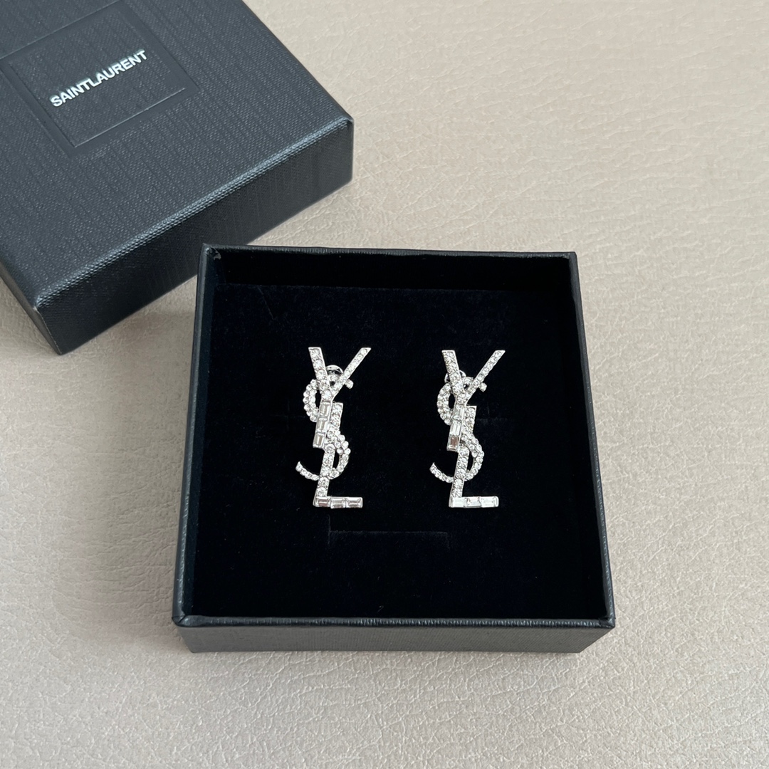 Earrings earrings letter style 2025 hot style high-end light luxury design for women