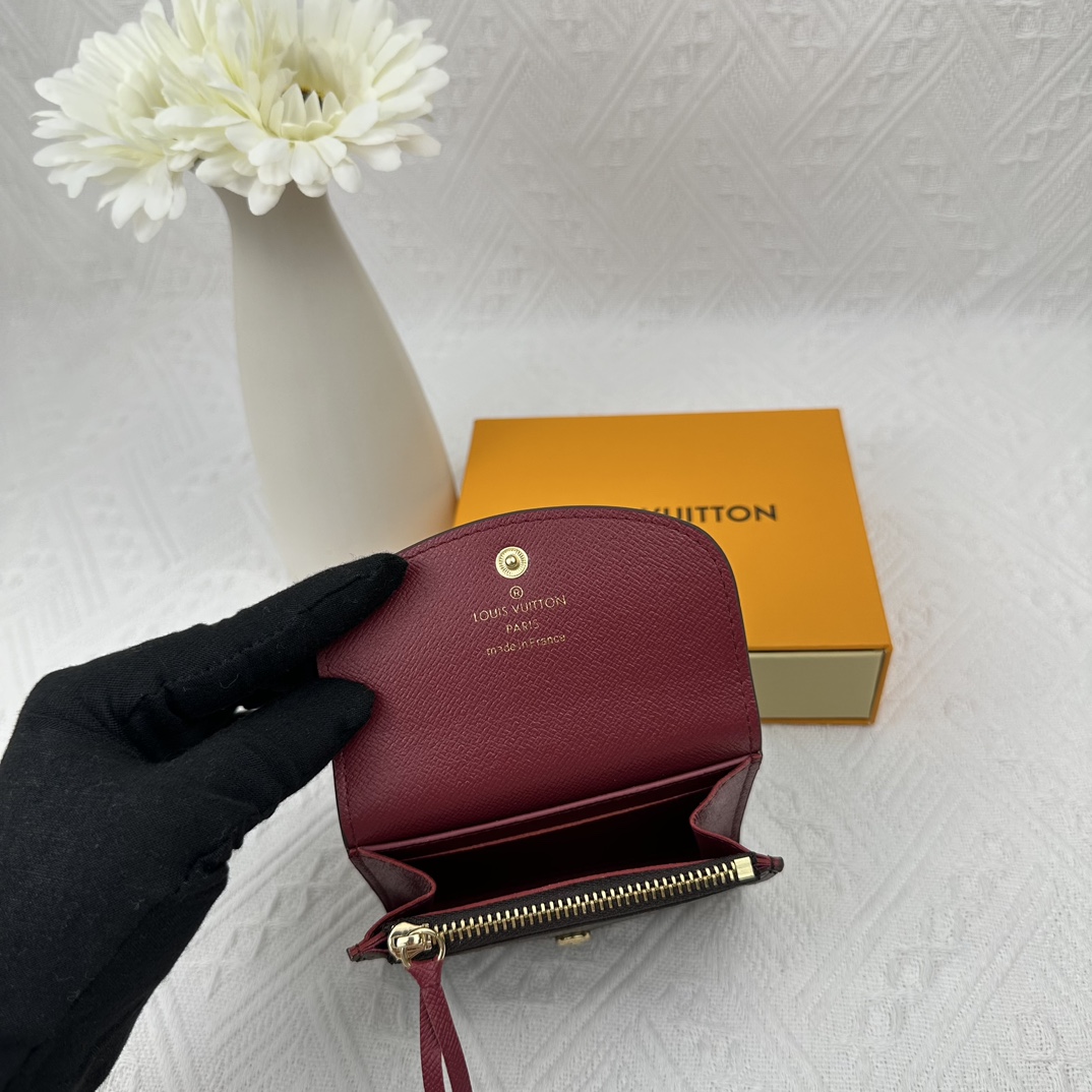 LV compact and practical coin purse