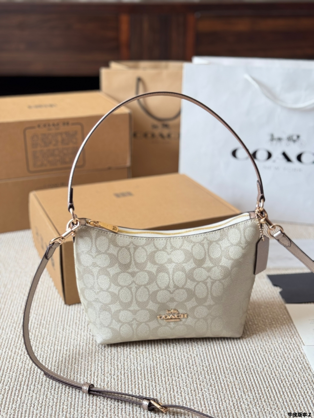 Coach new zip top armpit crossbody bag for women