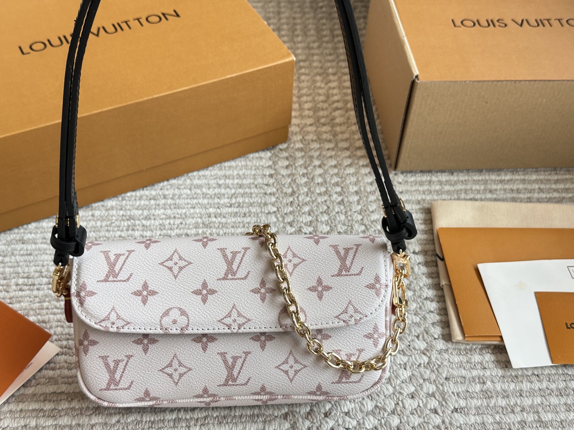 LV's popular Ivy Woc Mahjong bag