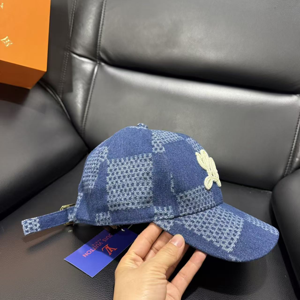 LV new baseball cap