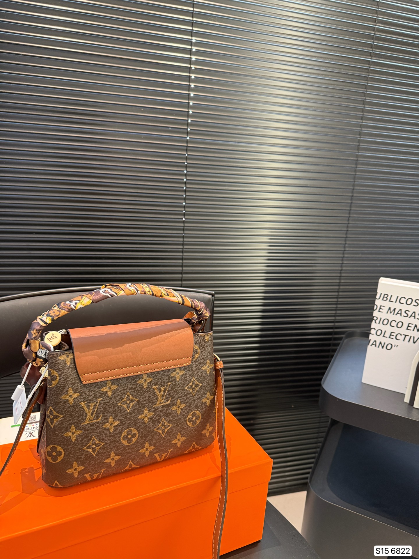 LV tote bag classic fashion