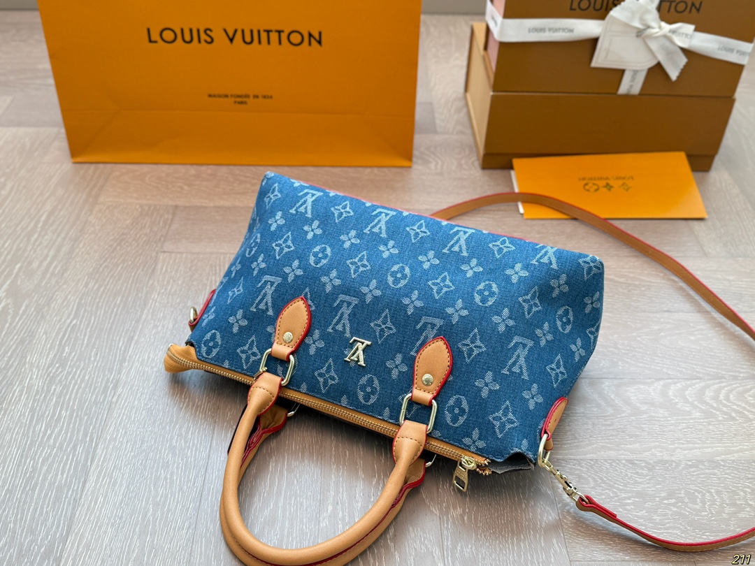 LV single-shoulder handbag