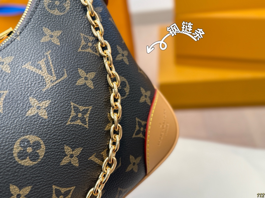 LV croissant top version