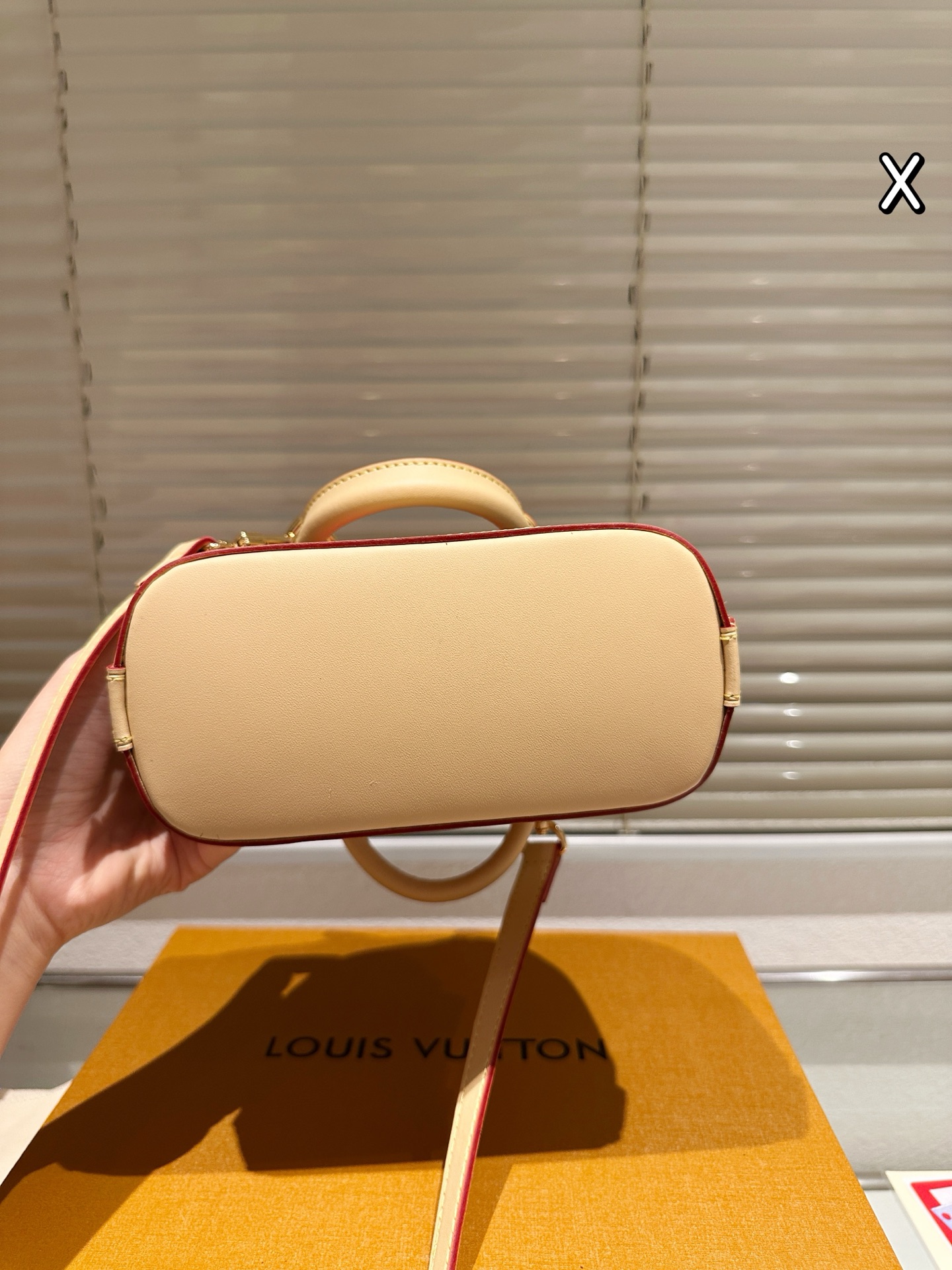 Lv alma bb Cherry printed shell bag