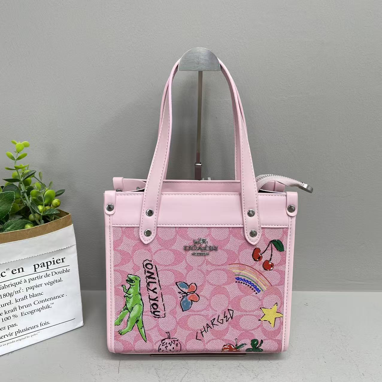 Coach Tote Jungle Bag Single Room Crossbody Bag