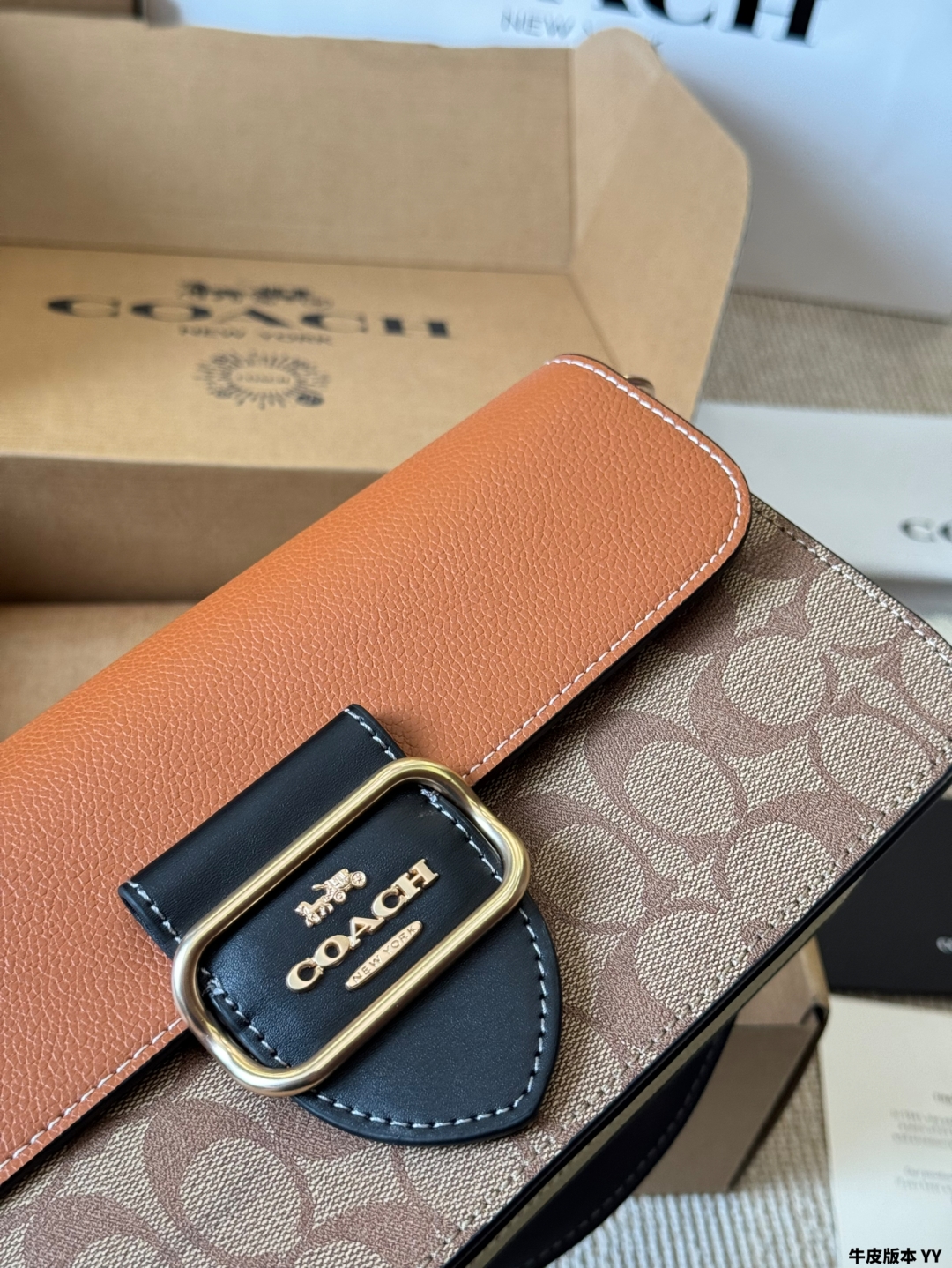 COACH's new baguette bag Morgan