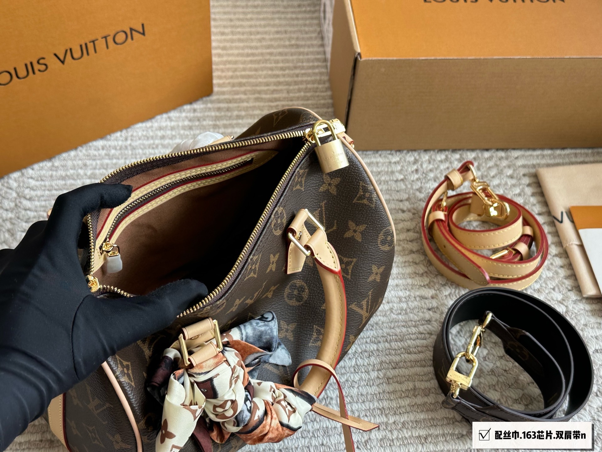 LV speedy25 pillow bag high quality