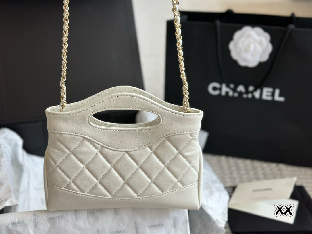 Chanel Mini 31 bag