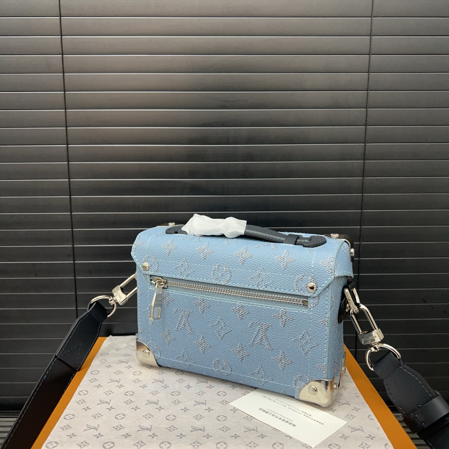 LouisVuitton box bag