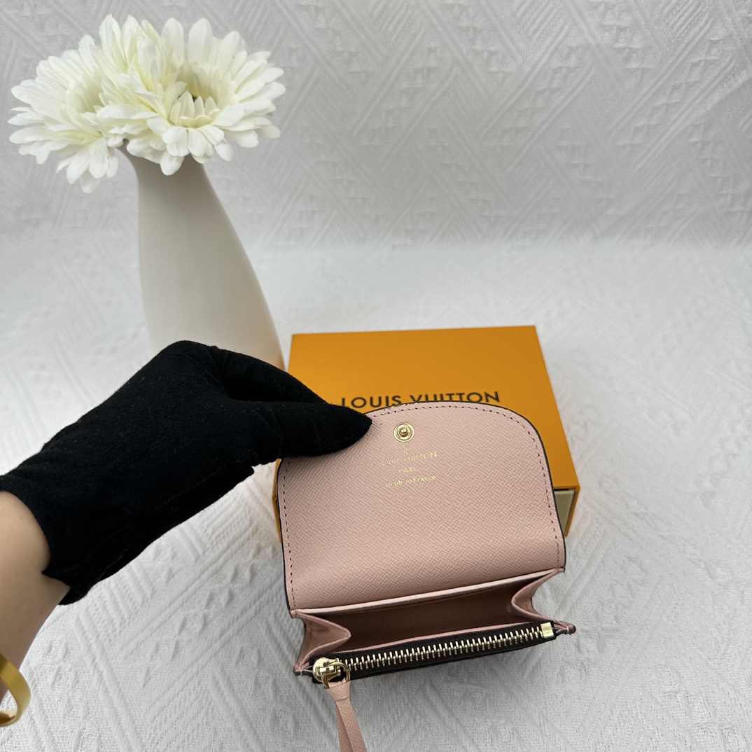 LV compact and practical coin purse